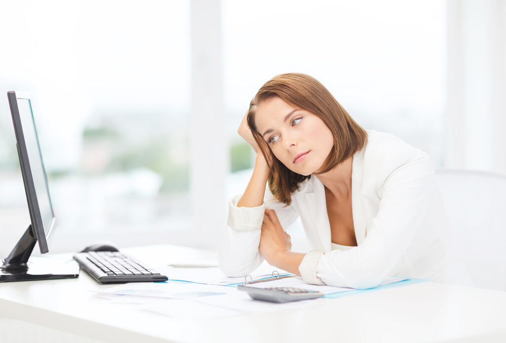 Are you experiencing low energy? Learn how to improve your energy levels in a few simple steps!